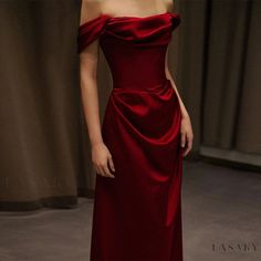 Lasaky - Stunning Bridal Gown with Flowing Train and Veil Red Satin Prom Dress, Multi Way Dress, Velvet Prom Dress, Floral Dress Formal, Long Formal Gowns, Floor Length Prom Dresses, Lace Party Dresses, Prom Dresses Two Piece, Piece Prom Dress