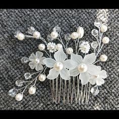 Paper Jewellery, Bridal Hair Combs Pearl, Pearl Headpiece, Vine Wedding, Feather Hair Clips, Floral Accessories Hair, Crystal Hair Comb, Hair Accessories Set, Bohemian Hairstyles