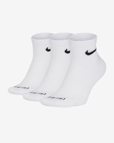 Nike Everyday Plus Training Cushion Ankle Socks (3 Pairs). Nike.com Nike Ankle Socks, White Nike Socks, School Wishlist, Skater Outfit, Nike Socks, Nike Training, Birthday List, Birthday Wishlist, Figure Skater