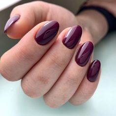 Dark Winter Nail Colors 2023 - 2024 16 Ideas: Stay Stylish All Season - women-club.online Winter Nail Colors 2023, Nail Color Palette, Nail Colors 2023, Magenta Nails, Winter Nail Colors, Dark Purple Nails, Berry Nails, Plum Nails, Colors 2023