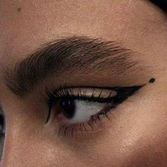 Eyeliner Inspo, Editorial Make-up, Long Lashes, Makeup Goals