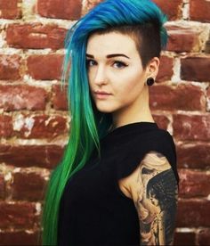 Girls Shaved Hairstyles, Long Hair Shaved Sides, Sunset Overdrive, Hairstyle Color, Half Shaved Hair, Half Shaved, Undercut Women, Dye Ideas, 2015 Hairstyles