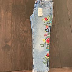 Cigarette Fit Nwt Eur 38 Us 6 Spring Floral Embroidered Straight Leg Jeans, Casual Mid-rise Jeans With Floral Embroidery, Dark Wash Floral Embroidery Jeans For Spring, Spring Floral Embroidered Dark Wash Jeans, Spring Embroidered Dark Wash Jeans, Spring Dark Wash Cargo Jeans, Zara Summer Jeans With Five Pockets, Casual Embroidered Spring Jeans, Casual Embroidered Jeans For Spring