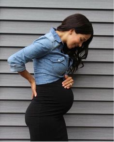 Pregnant Outfit, Maternity Fashion Dresses, Cute Maternity Outfits, Dress Maternity, Bump Style, Baby List, Stylish Maternity, Pregnant Mom, Pregnancy Outfits