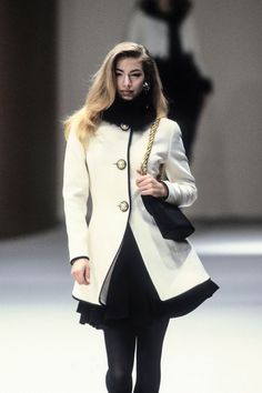 Elaine Irwin, The Pause, 90s Runway Fashion, Runway Fashion Couture, Original Supermodels, Runway Outfits, Estilo Preppy, Inspired Fashion, Why People