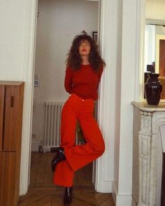 Casual Pure Dramatic Looks: Not Just Pantsuits! : Kibbe Pop Of Red Outfit, Monochromatic Looks, Red Flare, Reading Rainbow, Autumn Fits, 1990's Fashion, Outfits 2022, Red Pants