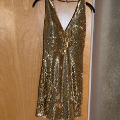 Size 4 Halter Style Short Dress, Gold Sequined, Back Zipper And Hook And Eye Neck Closure. Worn Once. Colorful Dresses Formal, Sequin Formal Dress, Jovani Dresses, Dress Gold, Gold Sequin, Halter Style, Formal Dress, Short Dress, Sequin