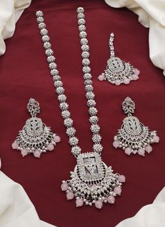 stunning baby pink and silver bridal set including necklace, earrings, jhumar and tikka Pakistani Bridal, Pink Stone, Bridal Sets, Baby Pink, Long Necklace, Jewelry Sets, Bathing Beauties, Etsy Accessories, Accessory Gift