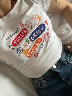 Taylor Phoebe, Graphic Tee Outfit Summer, Homemade Shirts, Kpop Tshirt, Taylor Swift Shirts, Buy Shirts, 가을 패션, Crop Tee, Tee Design