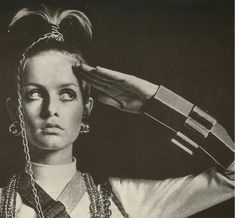 Twiggy Twiggy Lawson, Androgynous Look, Swinging London, Twist And Shout, Fashion Magazines, Top Models, Vogue Magazine