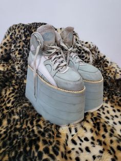 Original pair of 90's Buffalo Platform Boots, in baby Blue colours, ultra *Baby Spice* vibes and a tall 15cm platforms, good condition (the tongue of the shoes have seem better days), in size Eu40. zig-zig-ah! Thanks. Buffalo Boots, Baby Spice, Baby Blue Colour, Better Days, Platform Boots, Buy 1, Boot Shoes Women, Baby Blue, Halloween Shopping