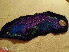 This bracelet is made from wool, silk silk fibers and beds. The method is wet felting- I use only soap and water. Wool Bracelet, Felt Bracelet, Girl Bracelet, Felt Necklace, Felt Jewelry, Felt Brooch, Purple Silk, Wet Felting, Felt Flowers