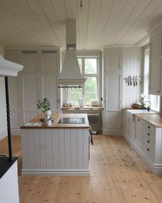 the kitchen is clean and ready for us to use in its new owner's home