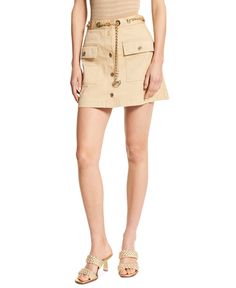 Live a little on the edge with this Michael Kors mini skirt| in woven fabric with a touch of stretch and a chunky chain belt Versace Gifts, Skirt Belt, Mens Trends, Chain Belt, Skirts Online, Tommy Hilfiger Women, Casual Coat, Women Trends, On The Edge