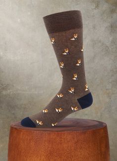 Our Novella socks add a dash of fun and flair to any occasion, from casual to the most formal. Each sock is made of pure Egyptian combed cotton–spun and dyed and knit in Italy. Lightweight and with a hint of spandex, these socks hug your feet with comfort. • Made in Italy • 80% Cotton 18% Nylon 2% Lycra • LU31122S21-200 Turtleneck Hoodie, Fox Socks, Perfect White Shirt, Tall Socks, Hoodie Cardigan, Business Casual Dresses, Sport Dress, Business Dresses, Womens Size Chart