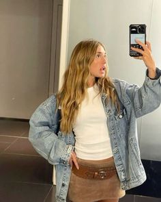 Fall Sunny Day Outfit, Jackson Wyoming Outfit, Jam Band Concert Outfit, Camila Morrone, Fest Outfits, Outfit Goals, Fall Winter Outfits, Fashion Killa