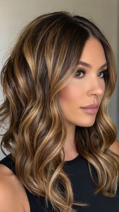 melena larga con reflejos Hairstyle Curly, Fall Blonde Hair, Fall Blonde, Hair Color Formulas, Long Locks, Wet Look, Face Framing, Brown Blonde Hair, Balayage Hair