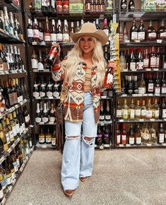 Western Outfits For Mid Size Women, Nfr Day Outfits, Curvy Country Outfits, Texas Outfits Winter, Elevated Western Fashion, Midsize Western Fashion, Western Hippie Outfits, Western Holiday Outfit, Winter Rodeo Outfits For Women