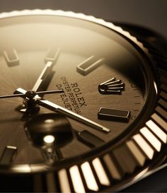 A close-up look at the champagne-colour dial of the Datejust 41. Rolex Crown, Champagne Colour, Stylish Watches Men, Swiss Luxury Watches, Swiss Luxury, Rolex Watches For Men, Engagement Rings Affordable, Watch Photo, Rolex Men