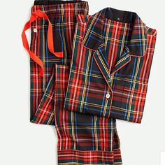 Jcrew Tartan Plaid Vintage Pajama Set. Size Small. Brand New!!! No More Stealing His Pajamas. Our Take On The Borrowed-From-The-Boys Classic Is Designed In Soft Cotton Poplin With An Easy Fit (Read: It's The Comfiestand Chicestway To Get Your Eight Hours). Cotton. Long Sleeves. Machine Wash. Vintage Pajama, Pajamas For Teens, Pijamas Women, Vintage Pajamas, Black Tartan, J Crew Vintage, Stewart Tartan, Plaid Pajamas, Holiday Pajamas