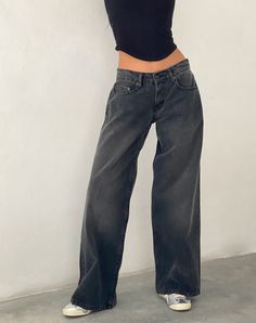 Low Rise Jeans, Girls Rock, Jeans Brands, Black Grey, Flare Jeans, Low Rise, Floor Length, Vintage Shops, Thrift Store