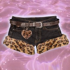 Y2K gyaru mcbling fur leopard trim micro shorts with keychain. Super cute and versatile.  *Does not include belt  **Reworked to order. Takes 2 weeks to ship. ❗Can be made in sizes XS-XL (message me your measurements after placing order) About 9 in length (can be made shorter or longer) *Shorts color will slightly vary. Every order is unique. *Limited amount available of this design  or longer) Gyaru Shorts Outfit, Mcbling Plus Size, Gyaru Mcbling, Gyaru Fashion 90s, Gyaru Clothing, Leopard Clothes, Mode Gyaru, Y2k Colorful, Longer Shorts