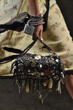 Diy Fashion, Upcycling, New York Fashion, Funky Purses, Pin Bag, New Bags, Spring 2017, Fashion Week Spring, New York Fashion Week