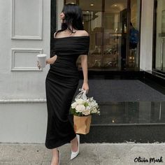 Olivia Mark - Elegant Long Formal Gown Party Dress Ideas, Off Shoulder Evening Dress, Long Formal Gowns, Modern Party, Evening Dresses With Sleeves, Elegant Maxi Dress, Dress Sleeve Styles, Split Dress, Outfit Dress