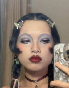 Creative Everyday Makeup, Drag Makeup Ideas, Maquillage Goth, Drag Make-up, Drag Makeup