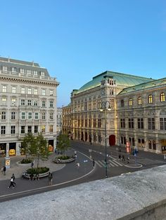 an old building in the middle of a city