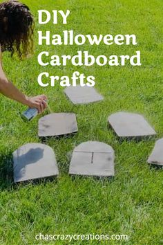 DIY Halloween Cardboard Crafts Cardboard Halloween Decorations, Crafts Using Cardboard, Cardboard Halloween, Diy Halloween Crafts, Halloween Charms, Halloween Diy Crafts, Affordable Decor, Diy Cardboard