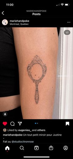 Dainty Mirror Tattoo, Tiny Mirror Tattoo, Vintage Handheld Mirror Tattoos, Antique Mirror Tattoo Vintage, Vanity Mirror Tattoo, Mirror Tattoo Simple, Old Frame Tattoo, Mirror In The Sky Tattoo, Mirror Tattoos For Women