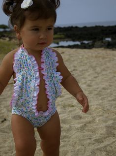 If I ever have a baby girl, this WILL be her swimming suit - soo cute! Lila Party, Baby Swimsuit, Mia 3, Post Baby, Everything Baby, Swim Suit, Future Baby, Future Kids, Baby Fever