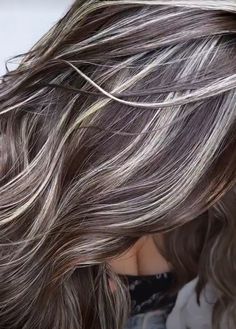 Highs And Lows Hair Highlights, Brown Hair With Silver Highlights, Highlight Hair, Grey Highlights, Color Highlights, Silver Highlights, Hair Idea, Hot Hair Styles, Hair Color Highlights