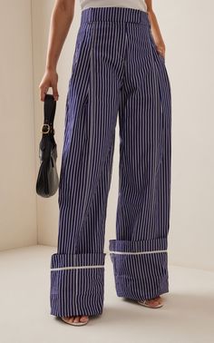 Stripe Pants Outfit, Striped Pants Women, Striped Pant, Striped Wide Leg Pants, Seersucker Pants, Pant Trends, Pinstripe Pants, Autumn Outfits, Beautiful Clothes