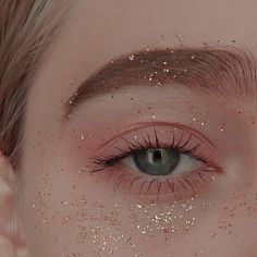 Rosa Make-up, Bentuk Alis, Maquillage On Fleek, Makeup Wallpapers, Purple Makeup, Smink Inspiration, Makeup Hacks, Eye Makeup Art