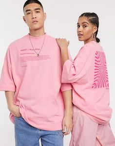 COLLUSION Unisex extreme oversized t-shirt with print in pink | ASOS Halloween Couple, Costumes Couples, Couple Costumes, Halloween Family, Couples Halloween, Shirt Design Inspiration, Foto Poses, Clothing Photography, Costumes Halloween