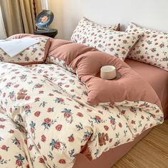 vintage coquette red roses with bears print bedding duvet cover set roomtery Coquette Red, Rose Bedding, Europe Style, Full Bedding Sets, Vintage Coquette, Twin Bed Sets, King Bedding Sets, Style Deco