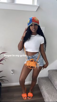 Puff Dress Outfit Ideas With Shoes, Beach Outfit Ideas Black Women, Everyday Outfit Black Women, Beach Outfits Black Women Vacation, Cabo Outfits Black Women, Blue Jean Shorts Outfit Black Women, Fly Summer Outfits Black Women, Baddie Outfits Vacation, Summer Time Outfits Black Women