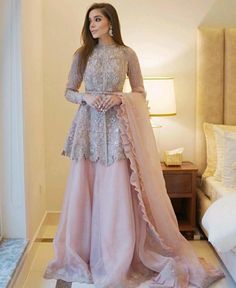 Stylish Maxi Dresses Pakistani, Plazo Kameez Designs, Pakistani Engagement Look Simple, Pakistani Wedding Maxi Dress, Sufi Dress For Women, Pakistani Engagement Dresses Simple Beautiful, Heavy Pakistani Suits For Wedding, Marriage Dress Indian Girl, Pakistani Engagement Dresses Simple