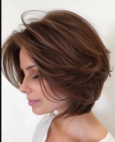 Layer Bob Haircut, Long Pixie Bob, Very Short Bob Hairstyles, Short Layered Bob Haircuts, Long Face Shapes, Choppy Bob Haircuts, Layered Bob Haircuts, Easy Hairstyles For Thick Hair, Bob Hairstyles With Bangs