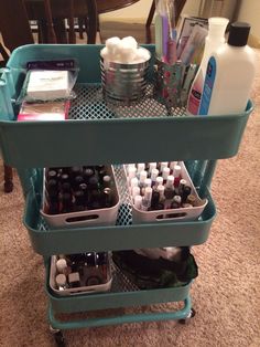 Makeup Room Ideas Decor, Desain Salon Kuku, Nail Polish Organization, Ikea Bar Cart, Ikea Bar, Ikea Organization Hacks, Nail Room Ideas