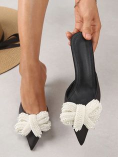 Trendy Pumps, Mule Pumps, Bow Decor, Black Pumps, Beautiful Shoes, Cute Shoes, Women's Pumps, Shopping List, Wedding Shoes