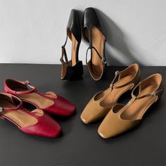 Leather T-strap Low Heel Mary Jane Shoes For Summer Retro Sandals in Red/Black/Khaki Retro Sandals, Shoes For Summer, Summer Retro, Mary Jane Heels, Low Block Heels, Jane Shoes, Black Khakis, Comfortable Sandals, Mary Jane Shoes