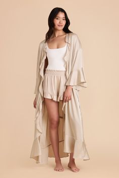 A bridal suite essential, this fluttery robe is the perfect something for the bride to wear while getting ready for the wedding. Mother Of Bride Getting Ready Outfit, Morning Of Wedding Ideas Bridal Parties, Bride Sleepwear, Bridal Getting Ready Outfit, Bridesmaid Getting Ready Outfit, Bride Getting Ready Outfit, Bridal Sleepwear, Wedding Aesthetics, Bridal Events