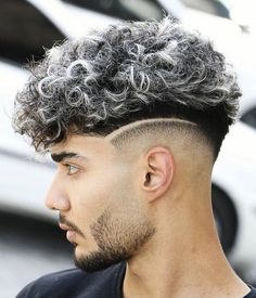 Popular Mens Haircuts, Mohawk Hairstyles Men, Edgars Haircut, Led Aquarium, Long Hair On Top, Men Hair Color, Faded Hair