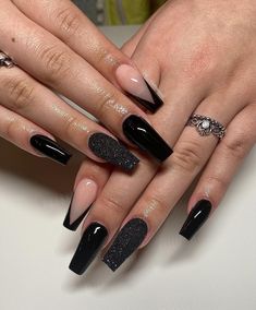 Black Fall Acrylic Nails Coffin, Black Nails Long Acrylic, Black Nails With One Glitter Nail, Black Glitter Birthday Nails, Black Glitter Nails Coffin, Nails 2024 Black, Black Party Nails, Black Nails 2024, Black Nails For Wedding