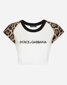 Short-sleeved jersey T-shirt with Dolce & Gabbana logo print: White Round neck Short sleeves Form fitting The piece measures 34 cm from the rear collar seam on a size IT 40 The model is 175 cm tall and wears a size IT 40 Made in Italy Latest T Shirt, Dolce E Gabbana, Weekend Style, Dolce & Gabbana, White Sweatshirt, Cute Casual Outfits, Logo Print, Stretch Cotton, Miu Miu