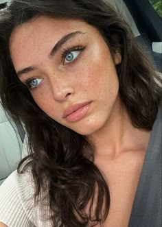 2023 Brown Hair, Brown Hair Blue Eyes Makeup, Brown Hair Blue Eyes Pale Skin, Brown Hair And Freckles, Brown Hair Pale Skin, Sydney Melman, Dark Hair Light Eyes, Clothes Tracksuit, Blue Eyes Aesthetic