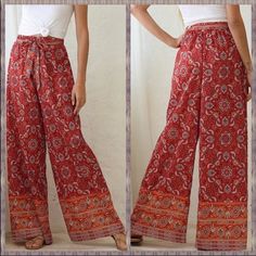 Palazzo Pants Floral In Orange Red White Sz S M New Flowy Wide Leg Flat Elastic Waistband Coordinating Self Tie Waist Looks Elegant Paired With A Simple White Tee Fabric Content Poly Approximate Measurements Lying Flat : S Waist (Elastic) 13”, Rise 15”, Inseam 29” Leg Opening 14.5” Loose Fitting Pants, Flowy Pants, White Floral Dress, Red Pattern, Simple White, Palazzo Pants, White Tee, Design Inspo, Orange Red